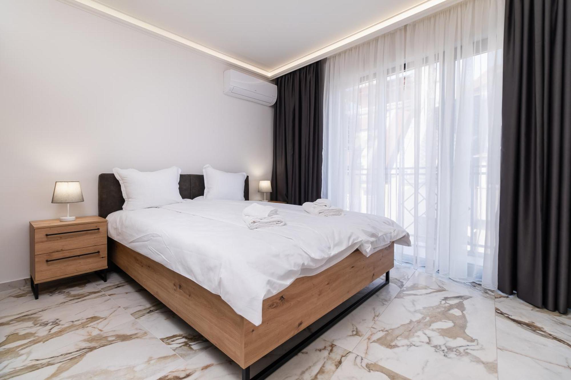 Modern 1-Bedroom Apartments Plovdiv Esterno foto