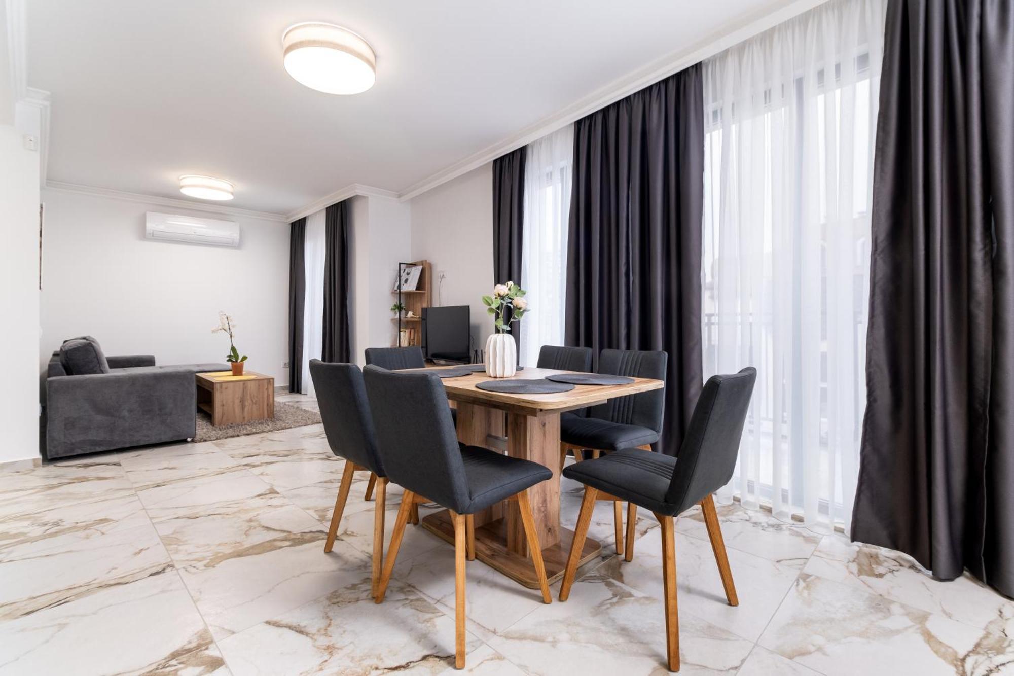 Modern 1-Bedroom Apartments Plovdiv Esterno foto