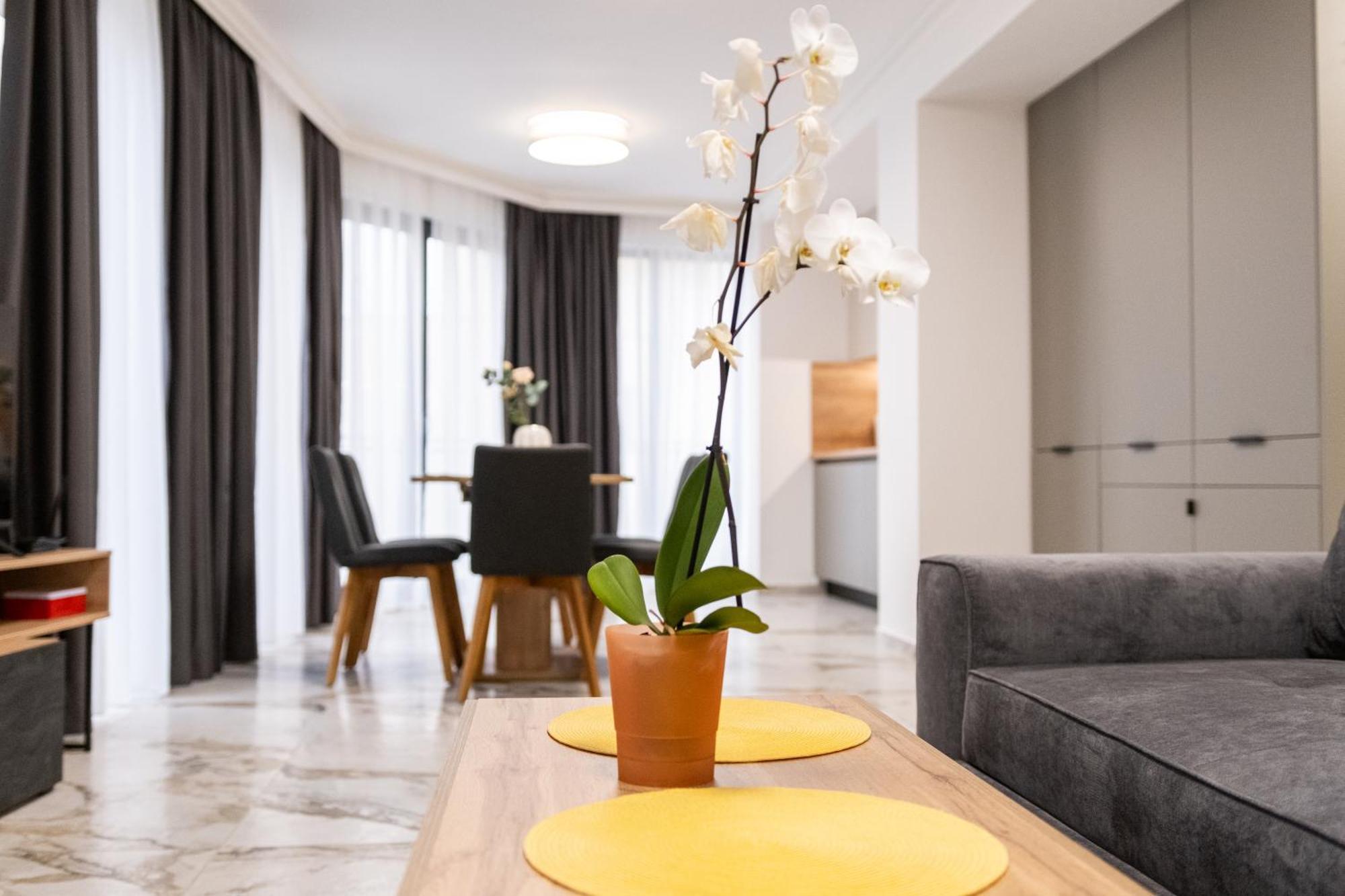 Modern 1-Bedroom Apartments Plovdiv Esterno foto