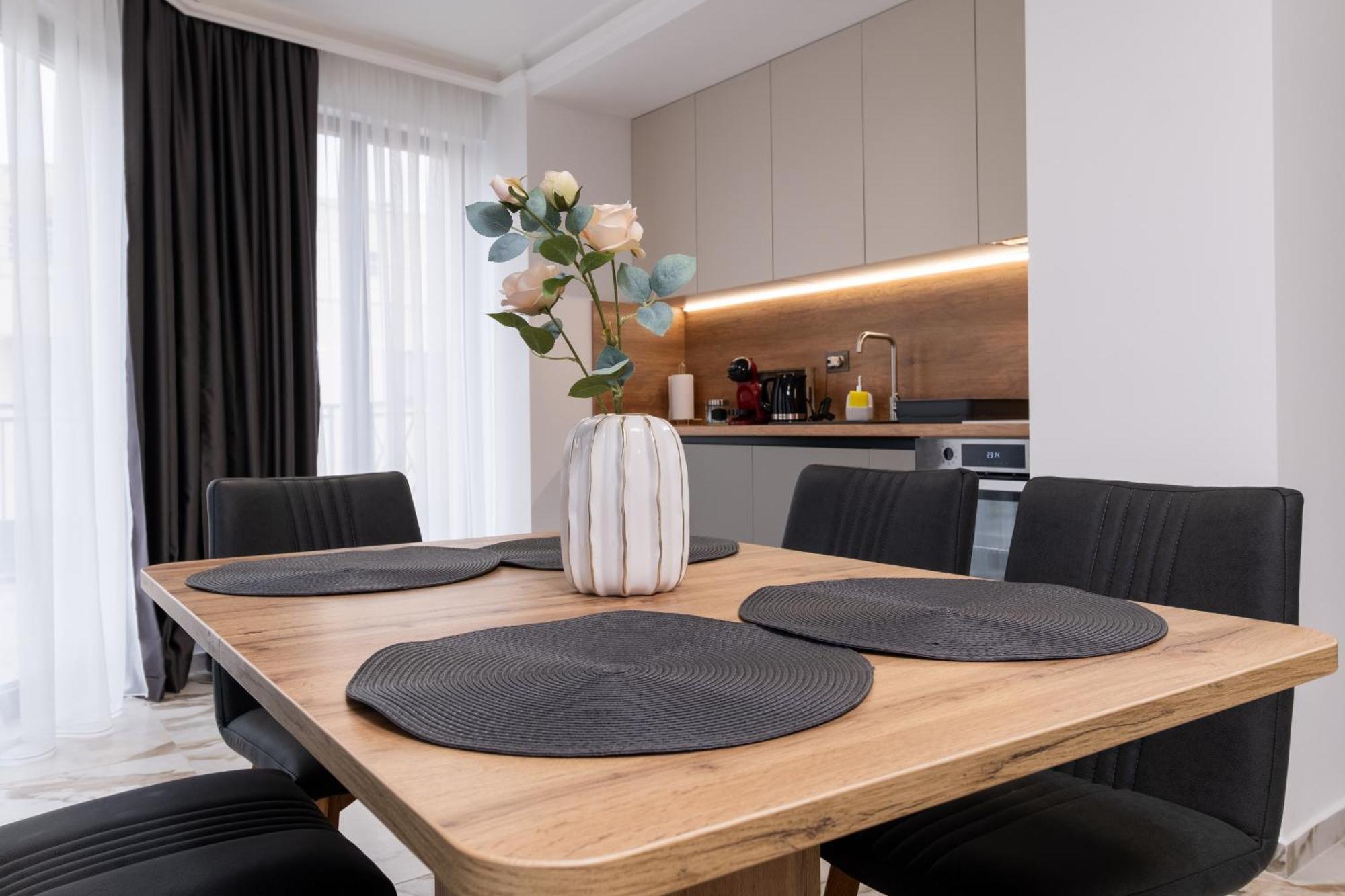 Modern 1-Bedroom Apartments Plovdiv Esterno foto