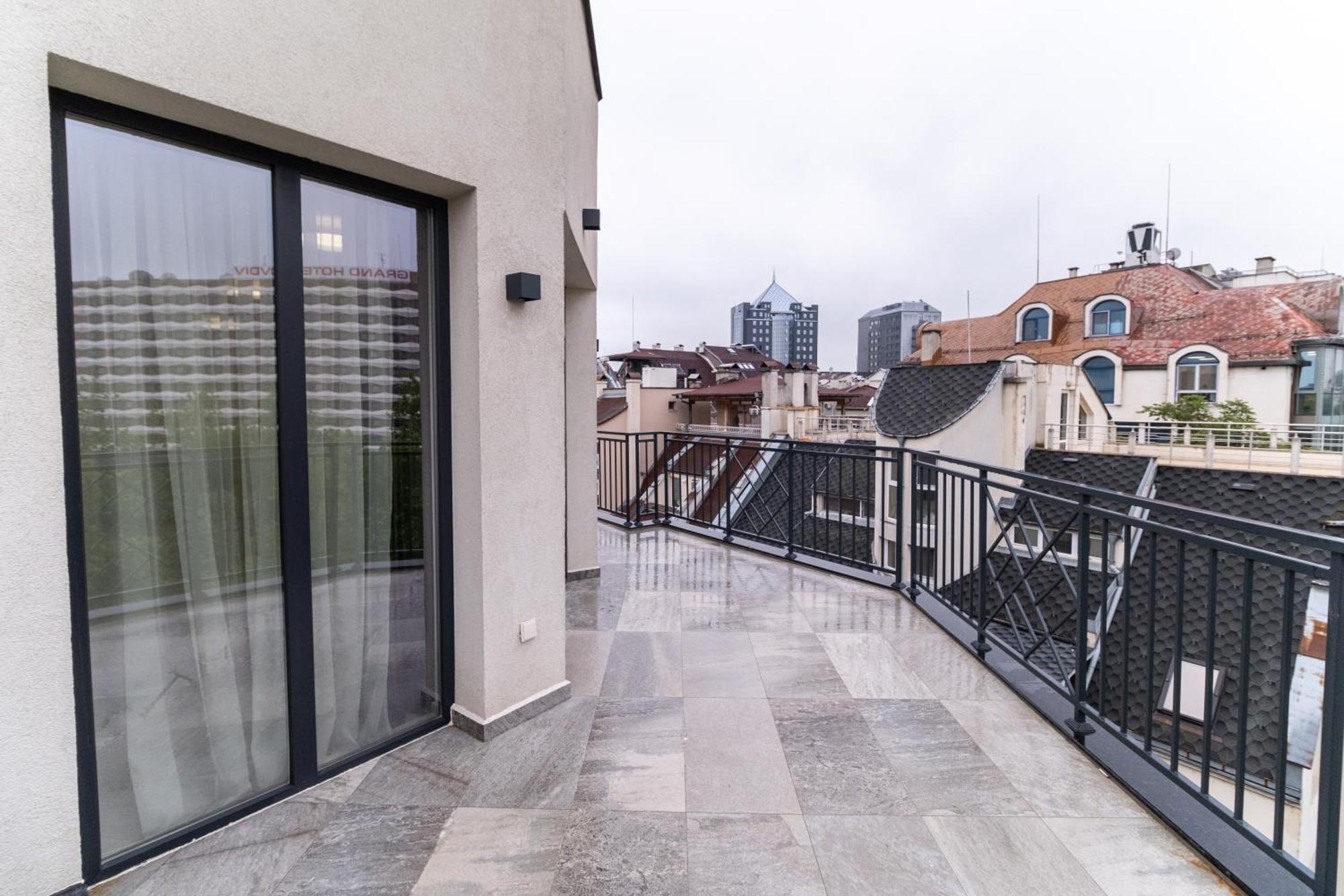 Modern 1-Bedroom Apartments Plovdiv Esterno foto